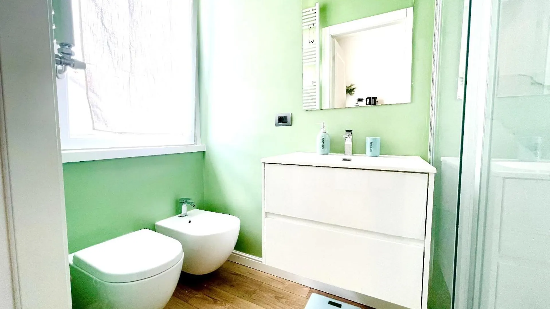 Apartment Charming Rooms Loreto 4 Milan Italy