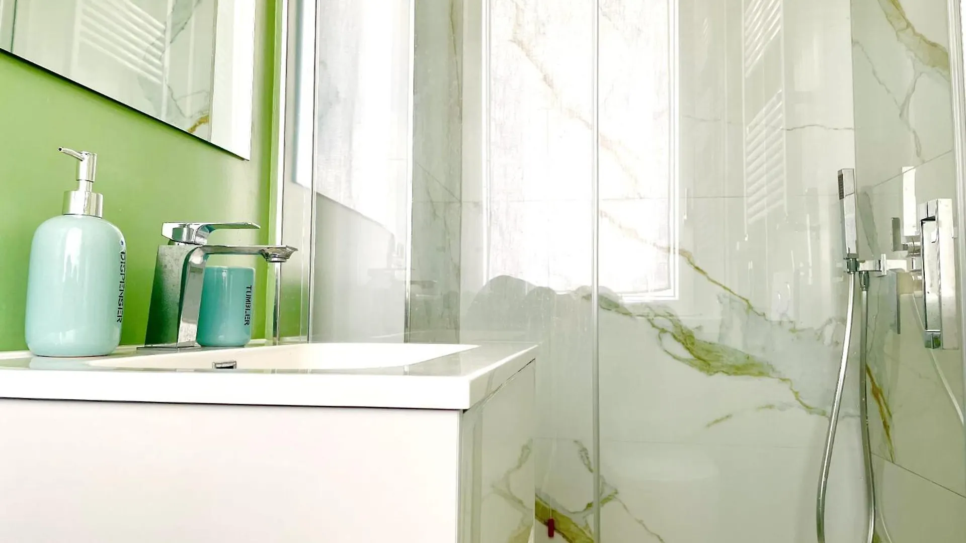 Διαμέρισμα Charming Rooms Loreto 4 Μιλάνο